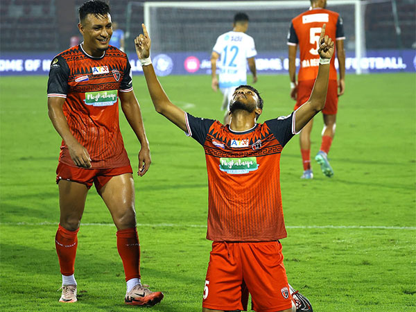 NorthEast United FC and Hyderabad FC Set for Crucial ISL Showdown