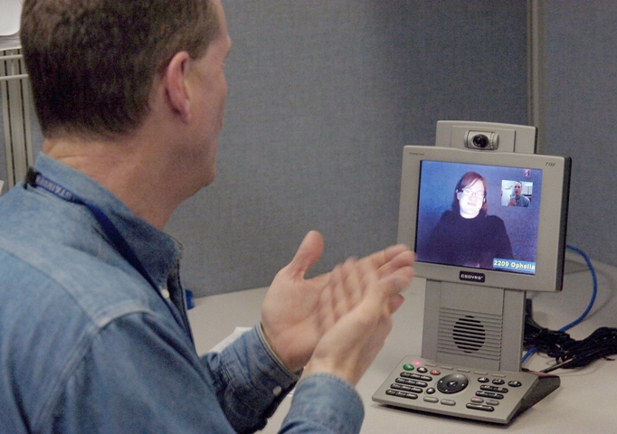 NZSL Video Interpreting Service to soon be available at weekends