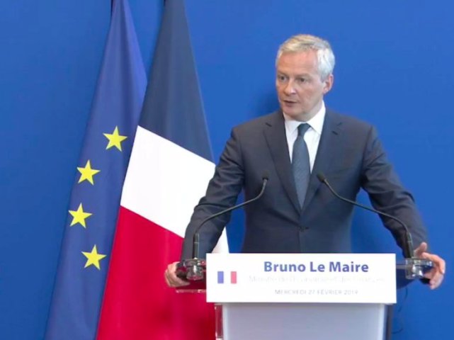 UPDATE 1-France hoping to resolve digital tax spat this week -Le Maire