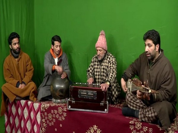 Young singers seek to revive folk music, sufiyana in J-K