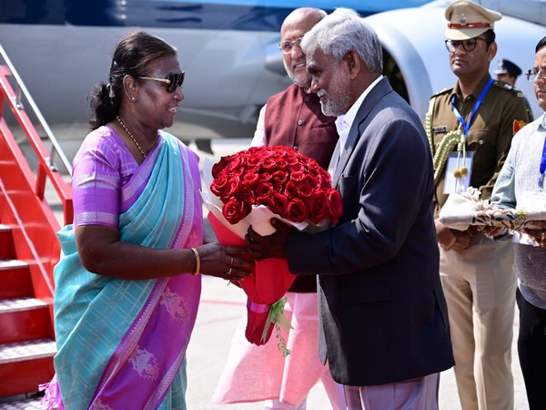 Jharkhand: President Murmu reaches Ranchi to attend 3rd convocation of Central University  