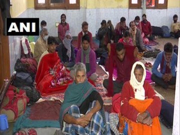 400 people from Bihar on pilgrimage in J-K seek transportation to their hometowns