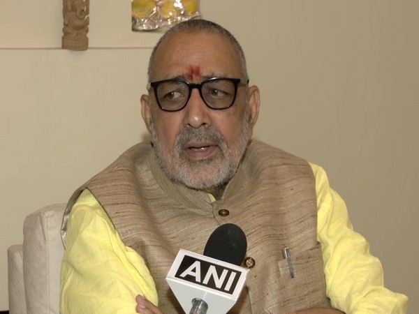 "If not PM, then who else will?": Giriraj Singh lauds PM's Parliament decision amid row