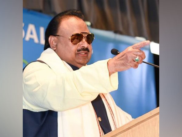 MQM leader Altaf Hussain condemns "forced defection" of PTI leaders and parliamentarians