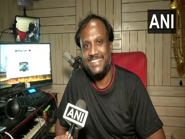 Chennai-based playback singer raises Rs 15 Lakh by singing live for 64 days