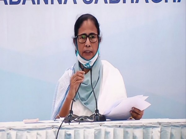 Mamata announces financial incentives for trained HHW in urban areas