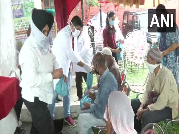 J-K: Ayush dept distributes immunity boosters to disabled people 