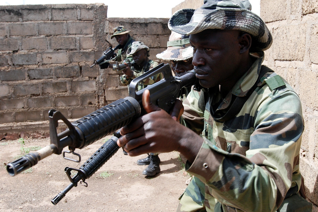 Cameroon: Armed forces kill 6 civilians and arrest 7 health workers, says HRW