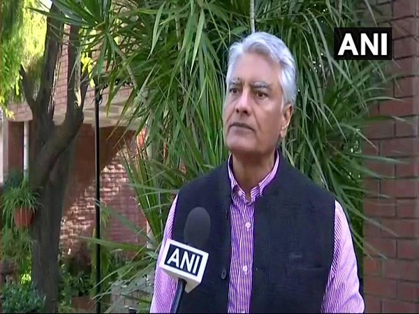 Former Punjab Congress chief Sunil Jakhar joins BJP in presence of party chief J P Nadda.