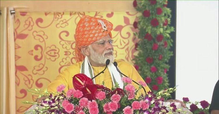 PM Modi lays foundation stone of multiple projects at Sabar Dairy in Sabarkantha