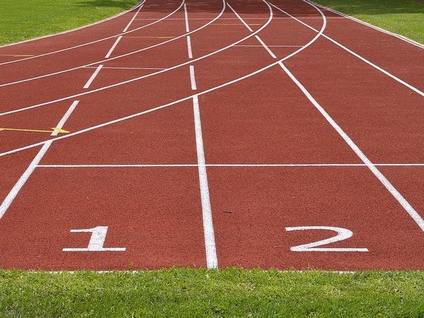 Athletics-Diamond League finals to alternate between Brussels and Zurich from 2024