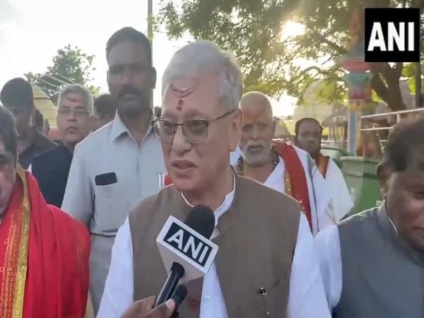 Telangana Governor Visits Bhadrakali Temple, Emphasizes Cultural Connection