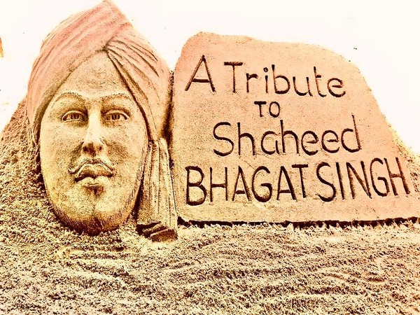 Sand artist Pattnaik pays tribute to Shaheed Bhagat Singh on his 113th birth anniversary