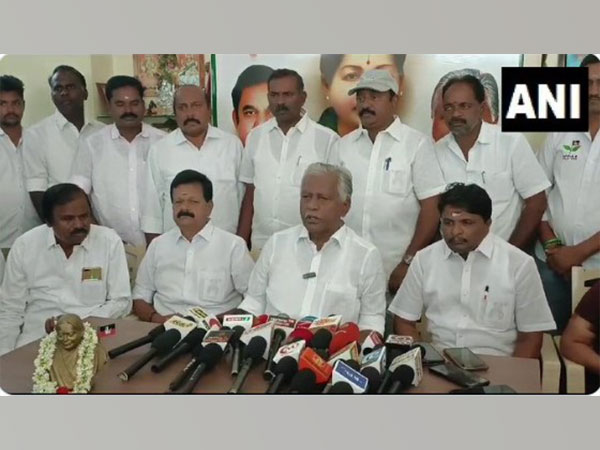 AIADMK to form own alliance in Tamil Nadu, says party leader KP Munusamy