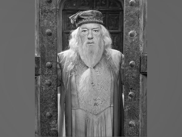 Dumbledore in ‘Harry Potter’, Michael Gambon dies at 82