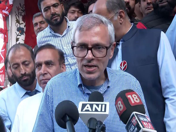 Omar Abdullah Calls on Modi to Pressurize Israel for Peace