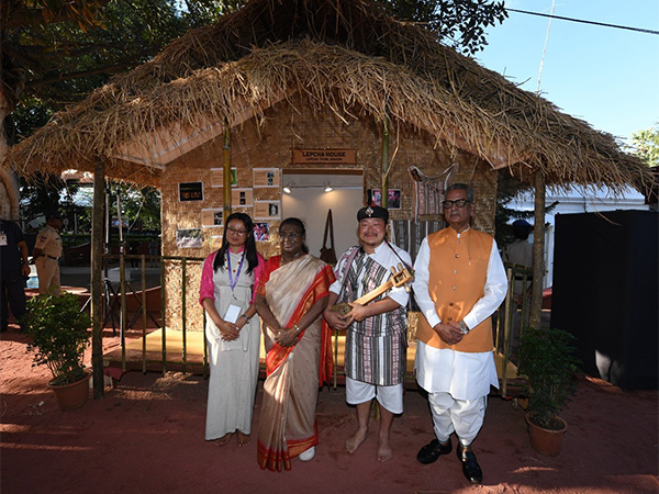 President Murmu Inaugurates First Bharatiya Kala Mahotsav Celebrating Northeastern Culture