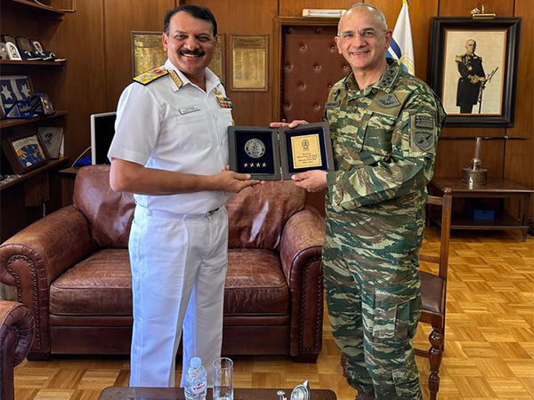 Indian Navy Chief Strengthens Naval Ties with Greece