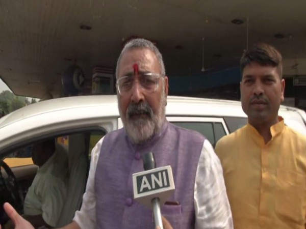 Pak denying use of its airspace to Modi's aircraft is violation of international norms: Giriraj Singh