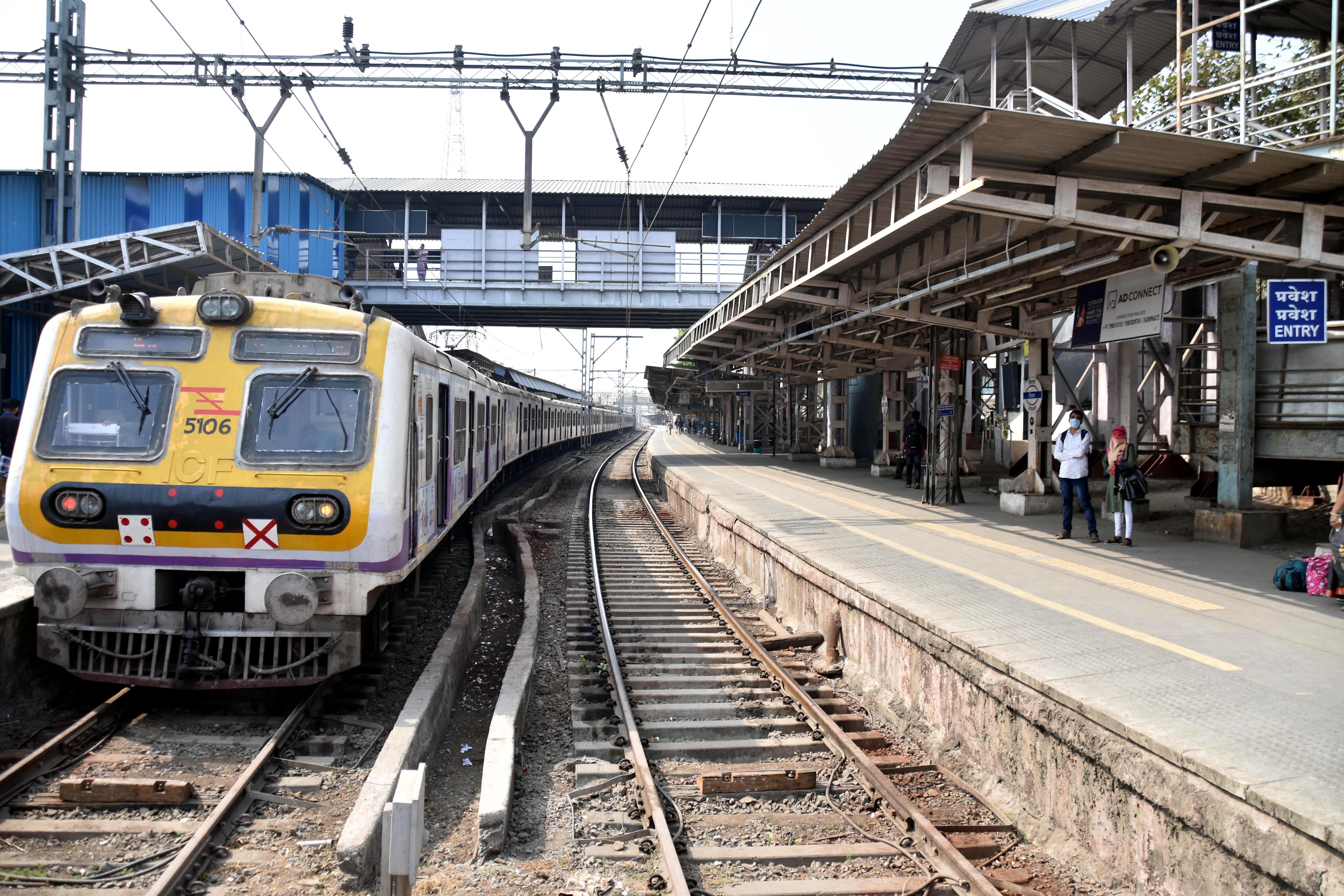 Western Railway Boosts Services for Diwali and Chhath Puja