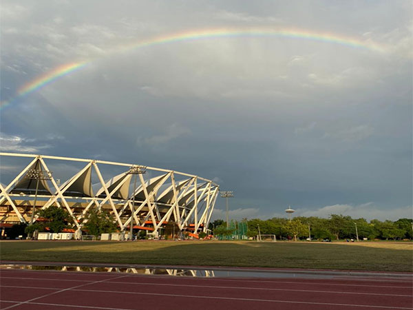 Stadium Littered Post-Concert: Athletes Raise Concerns