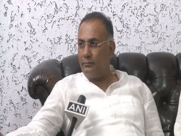 Cong' Dinesh Gundu Rao targets PM for not taking strict action against Pragya Thakur for Godse remark