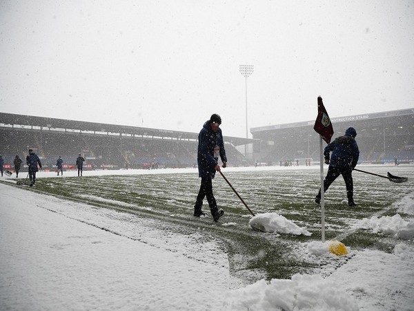 Premier League match between Spurs and Burnley postponed after heavy snowfall