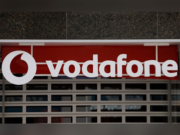 Vodafone CEO: looking at a range of options for Italy