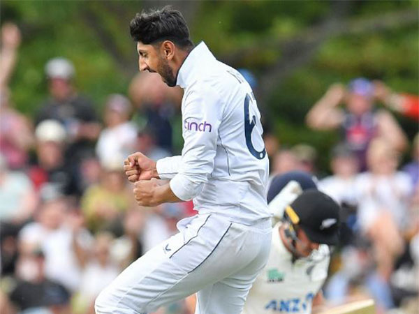 Shoaib Bashir Shines for England with Impressive Spin Against New Zealand