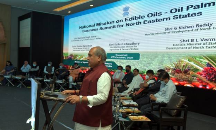 Telangana as an emerging leader in oil palm production: Narendra Singh Tomar
