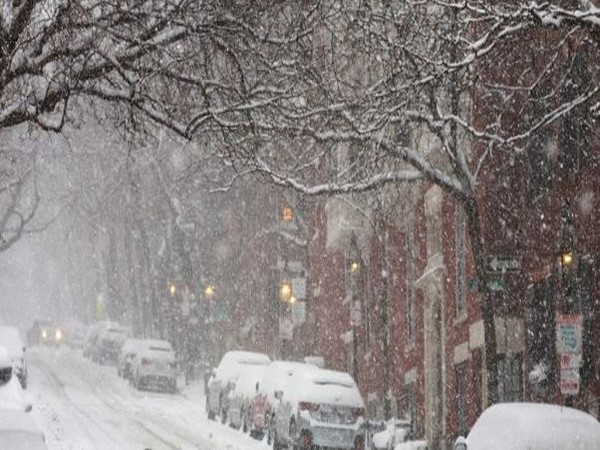 Heavy snow in Japan kills 17, leave dozens wounded