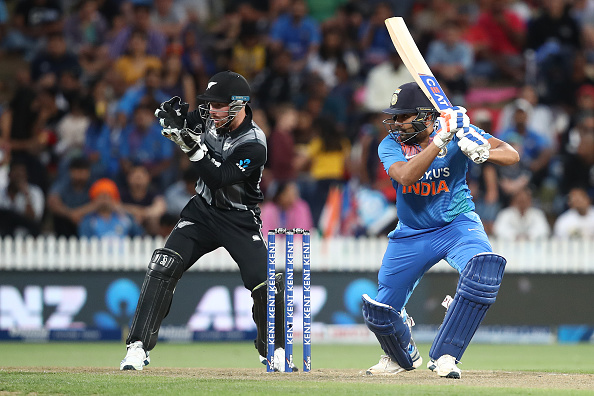 Cricket-Sharma's sixes help India beat NZ in third T20 to clinch series
