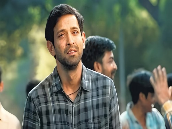 69th Filmfare Awards: Vikrant Massey wins Best Actor (Critics) award for '12th Fail'