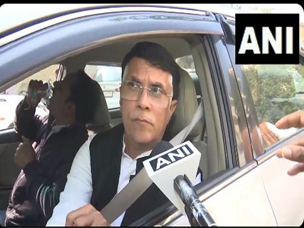 Pawan Khera Challenges Arvind Kejriwal Over Delhi Government's Excise Policy Controversy