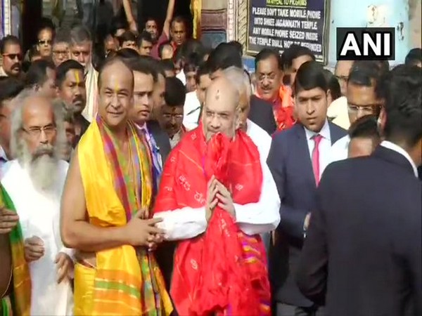 Amit Shah arrives at Jagannath Temple in Puri to offer prayers 