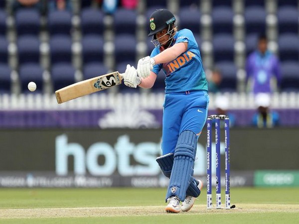 Women's T20 WC: India defeat SL in final group game, maintain undefeated streak