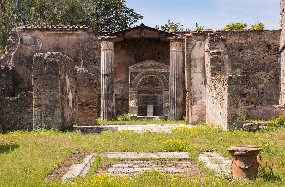 Excavators working to restore Pompeii rich history after 2,000 years of destruction