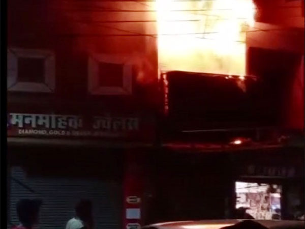 UP: Fire breaks out at clothing warehouse in Etawah's Tikonia area; no casualties