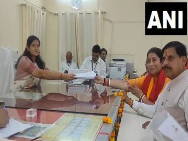Smriti Irani files nomination papers from Amethi, hopes people will bless BJP in Lok Sabha polls