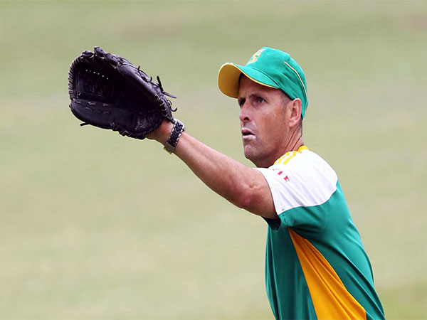 Gary Kirsten reveals reason for joining Pakistan team, aims to help Men in Green to WC glory