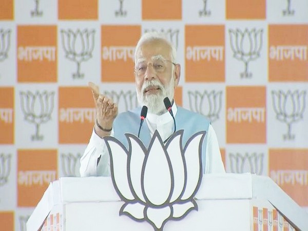 "Congress never wanted Dalit, Tribal, OBC leadership in country," PM Modi in Mahasrahtra