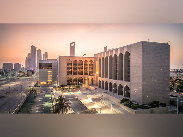Gross banks' assets exceed AED 4.2 trillion milestone in February 2024: CBUAE