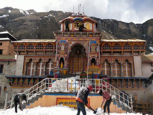 Portals of Badrinath temple closed for winter season