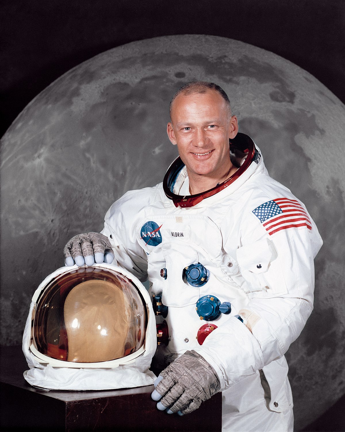 Science News Roundup: Astronaut Buzz Aldrin's Apollo 11 flight jacket fetches $2.8 million; China closely tracking debris of its most powerful rocket and more