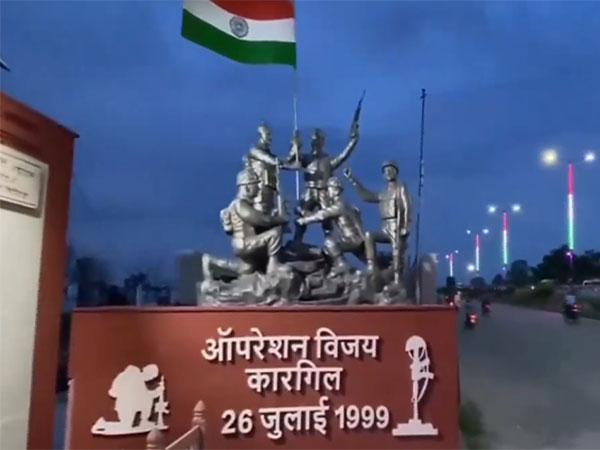 Moradabad: Smart City Initiative Enhances Aesthetics with Patriotism and Culture