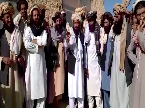 Pashtuns hold protests against introduction of custom duty on Durand Line