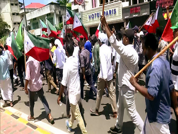 After Centre bans PFI, Tamil Nadu, Kerala declare Popular Front of India unlawful