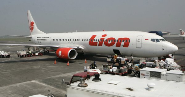 Indonesia retrieves crashed Lion jet's cockpit voice recorder: Official