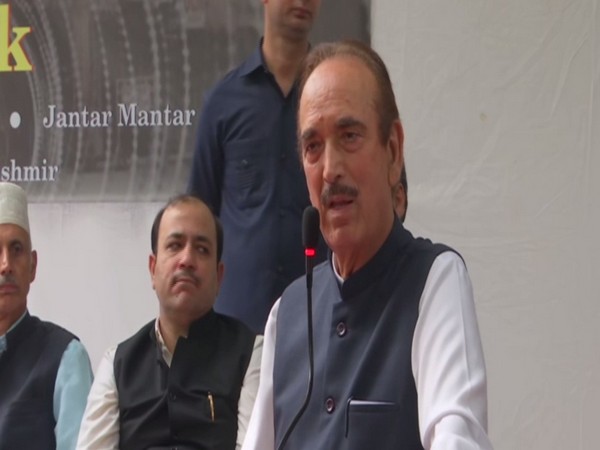 Ghulam Nabi Azad: Why are EU parliamentarians allowed to visit Jammu and Kashmir when opposition leaders are not?  