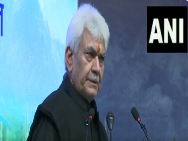 J-K: LG Manoj Sinha felicitates over 70 students at annual skill convocation ceremony